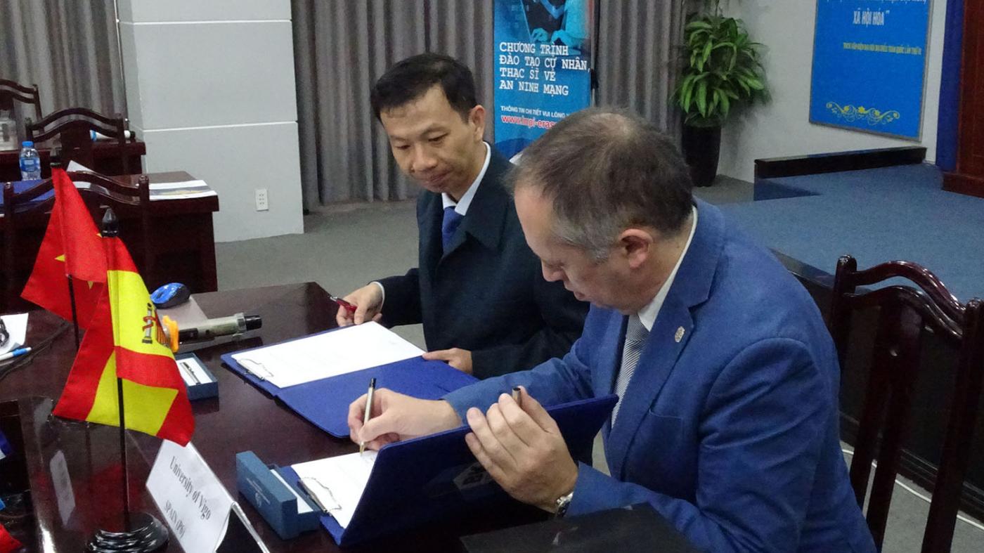Vigo asina coa Universidade de Tecnoloxía de Ho Chi Minh City un convenio de dobre titulación para o Mestrado en Ciberseguridade 
