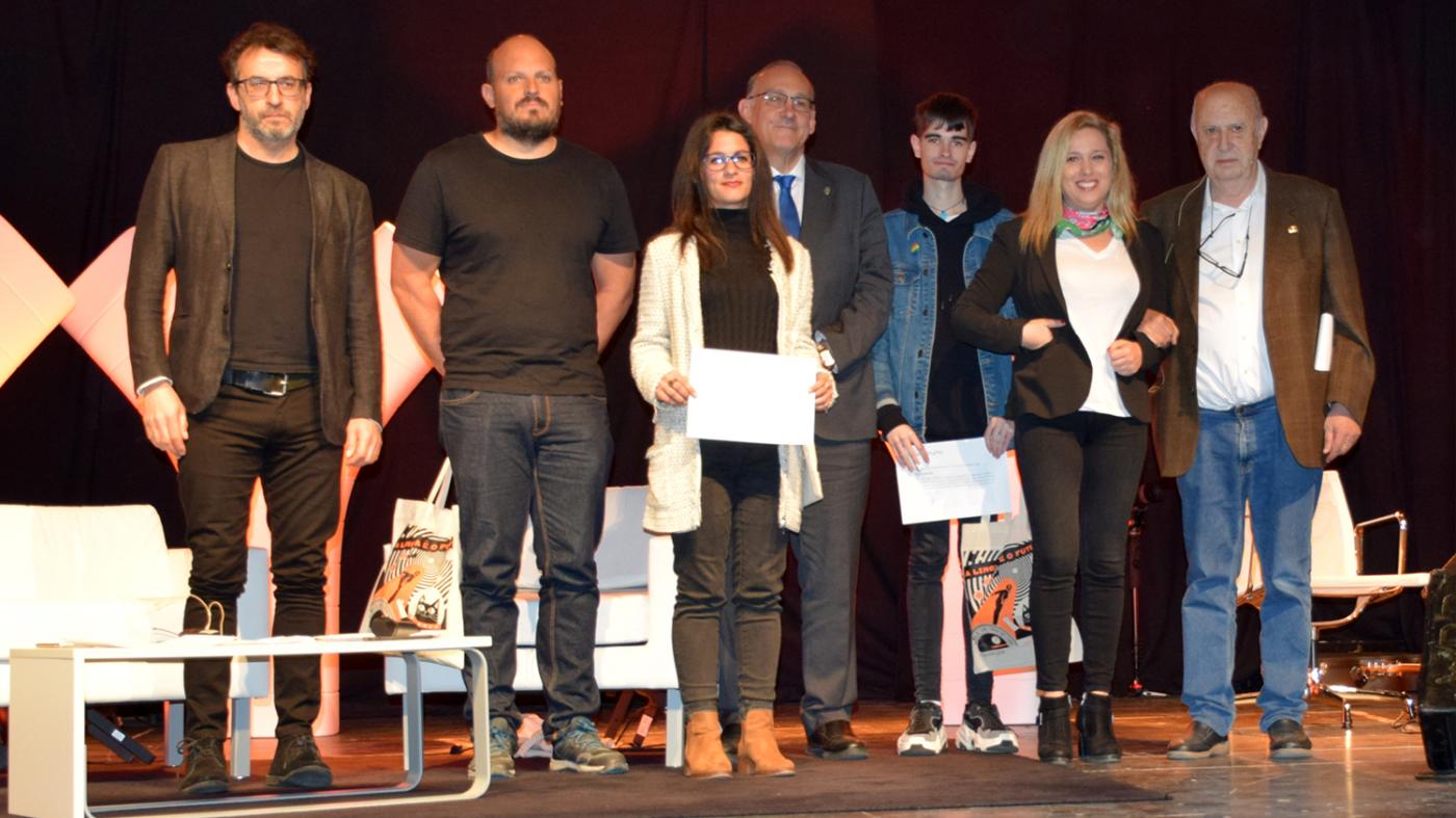 Alumnado, PAS e PDI repártanse os Premios de poesía, relato curto e tradución literaria 2020 de ANL 