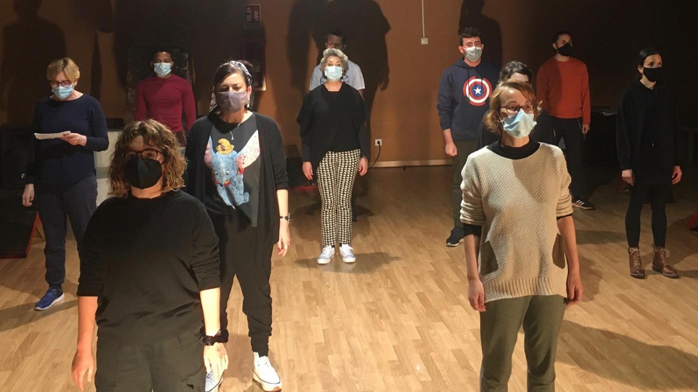 As aulas de teatro do campus manteñen viva “a emoción” do teatro