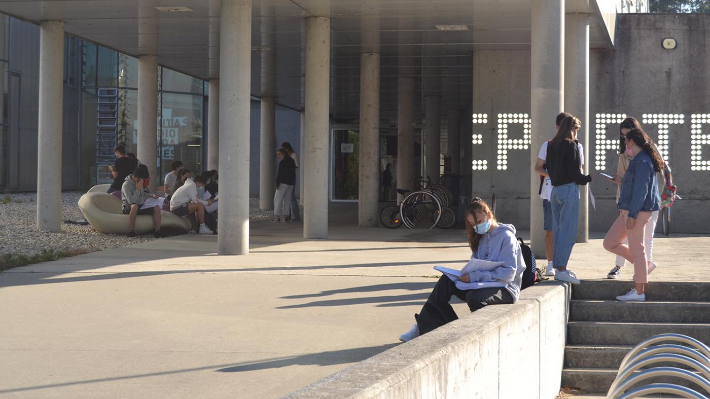 Catro sedes do campus pontevedrés acollen 1233 estudantes