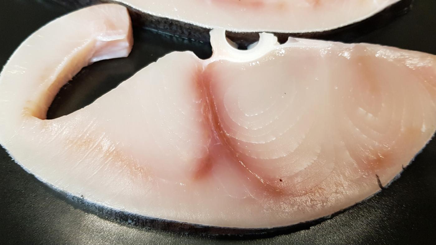 Unha tese analiza o efecto do aceite de cobertura e do procesado en conservas de peixe espada
