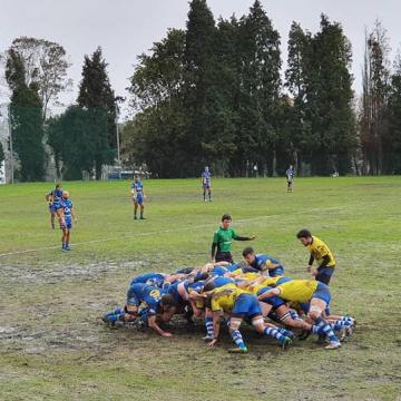 O equipo de rugby do campus sitúase terceiro do seu grupo na división de honra B do rugby estatal