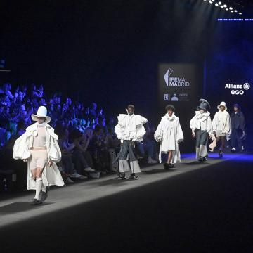Sabela Juncal leva á Madrid Fashion Week unha colección nacida nas aulas de Esdemga