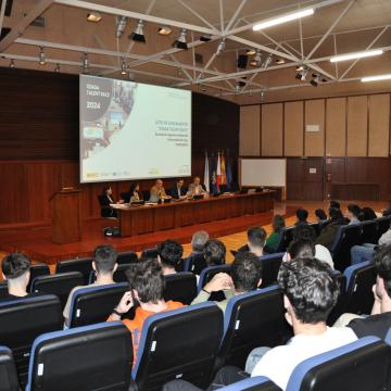 Ceaga lanza na Escola de Enxeñería Industrial un proxecto piloto co que atraer  talento universitario ao sector da automoción